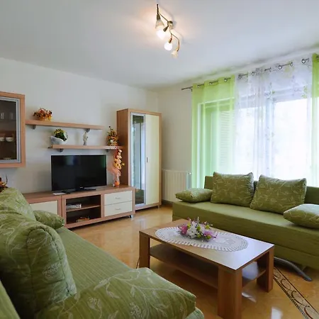 Appartamento Garden Maria Orsera