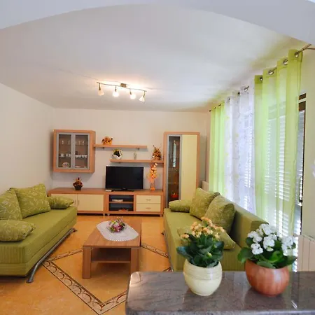 Garden Maria * Orsera