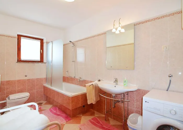 Garden Maria Appartement *