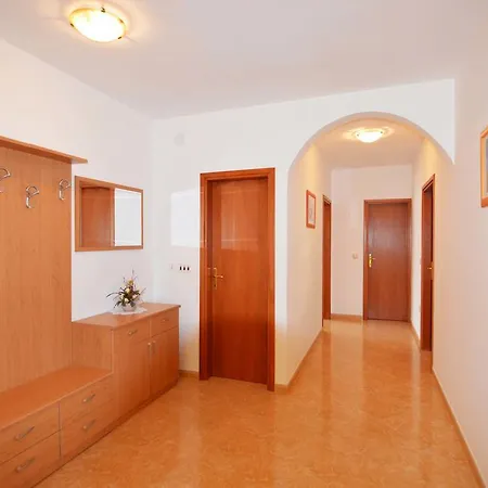 Garden Maria Apartment *